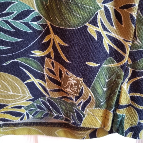 Tommy Bahama Polo size Large - Picture 4 of 4